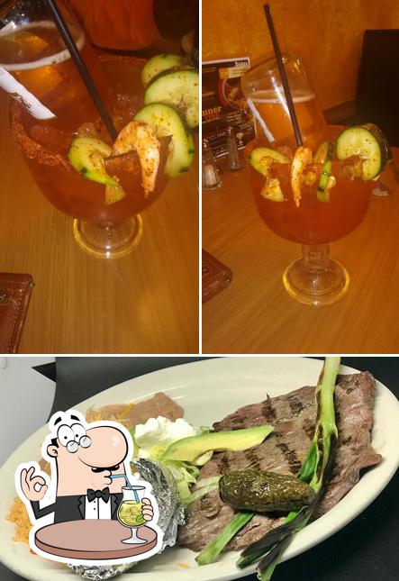 The picture of drink and meat at El Patron Restaurante & Cantina