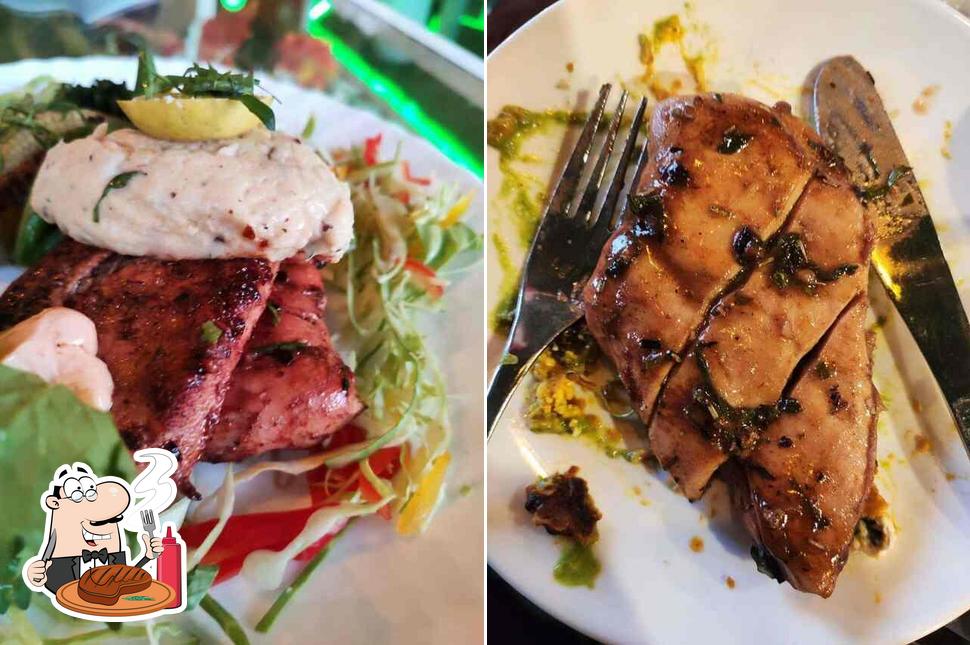 Get meat meals at Foresto Paradise