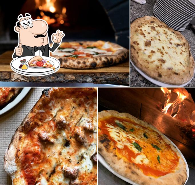 Scegli una pizza a Ristorante Pizzeria La Rosa