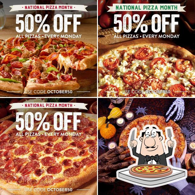 Marco's Pizza, 7553 Osceola Polk Line Rd in Four Corners Restaurant