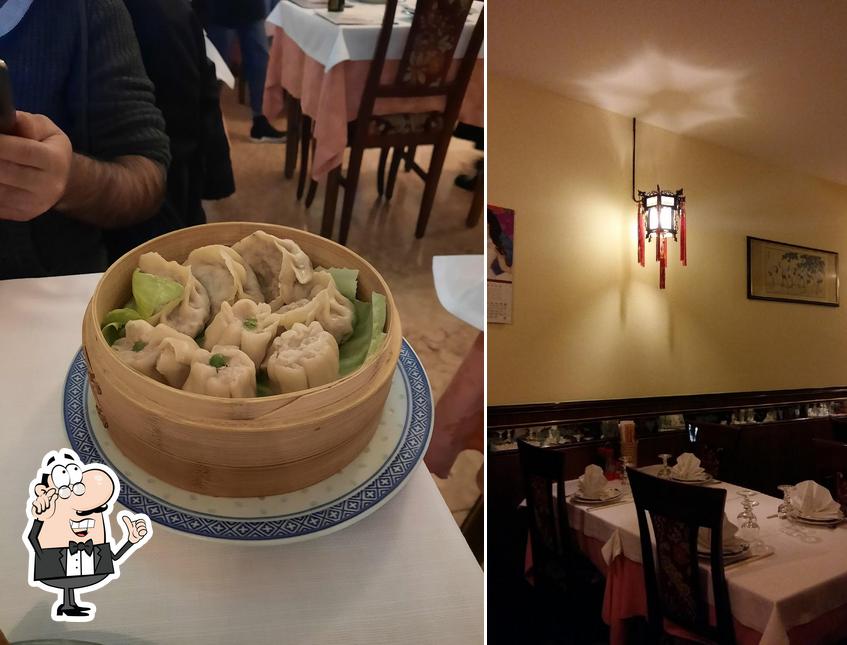 Siediti a un tavolo di Jing Sen Ristorante cinese