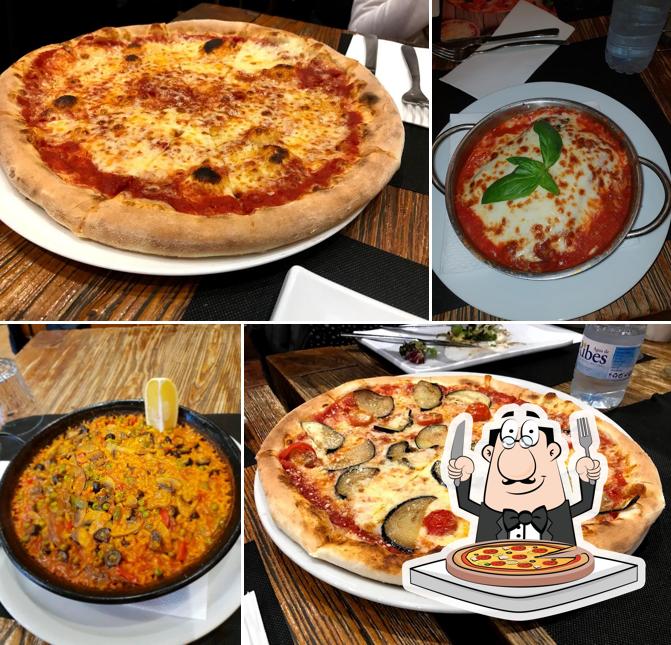 Order different variants of pizza