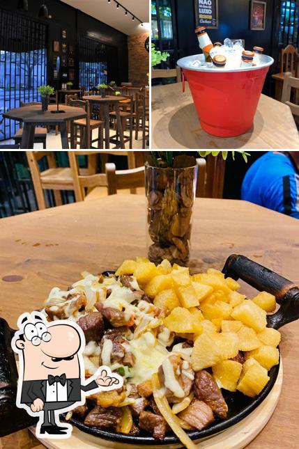 Entre diversos coisas, interior e comida podem ser encontrados no Fanábia Gastrobar