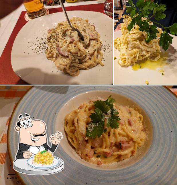 Spaghetti à la carbonara à Pizzeria La Torre Da Angelo