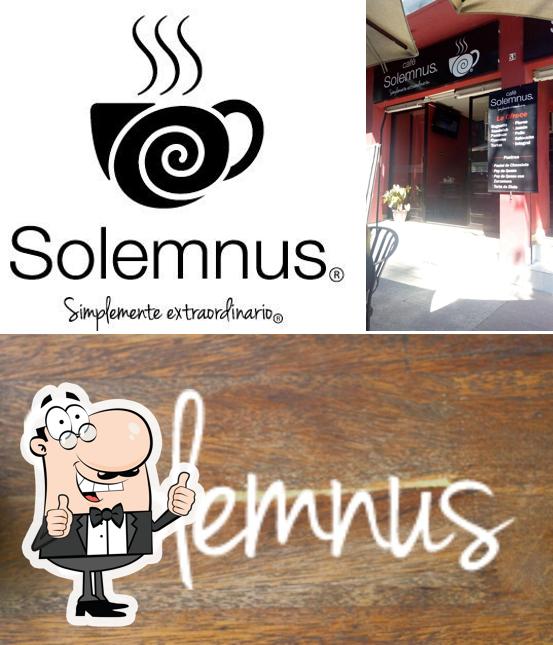 Look at the photo of Café Solemnus Humanidades