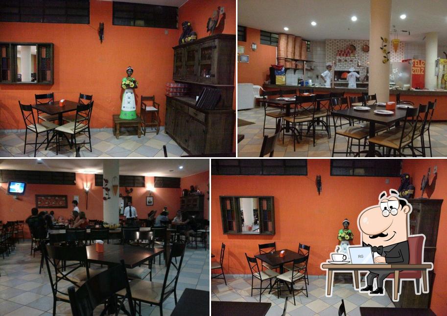 O interior do Pizza Point