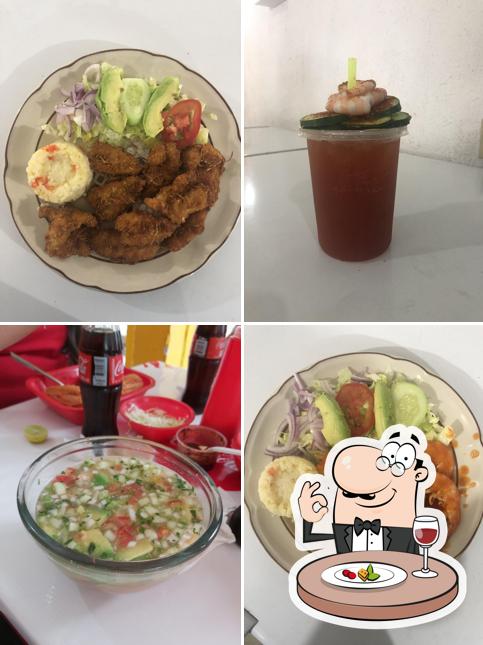 Restaurante Tortas y Mariscos Manolo's, Guadalajara - Opiniones del  restaurante