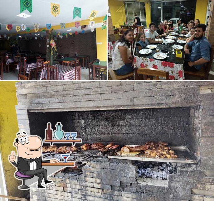 A foto do Restaurante e Pizzaria do Galeto’s interior e comida