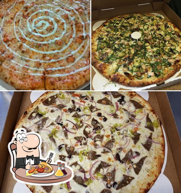 Order pizza at Goombas Pizza Grinder