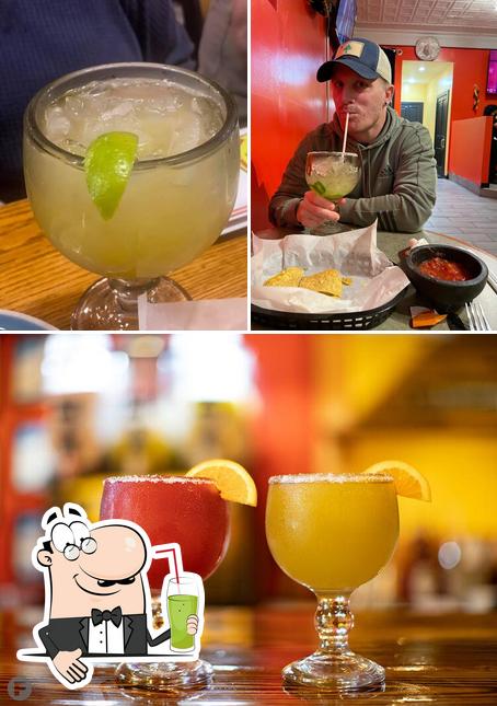 Padrinos Mexican Restaurant offers a selection of beverages