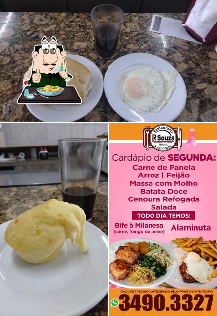 Comida em Restaurante e Lancheria Souza