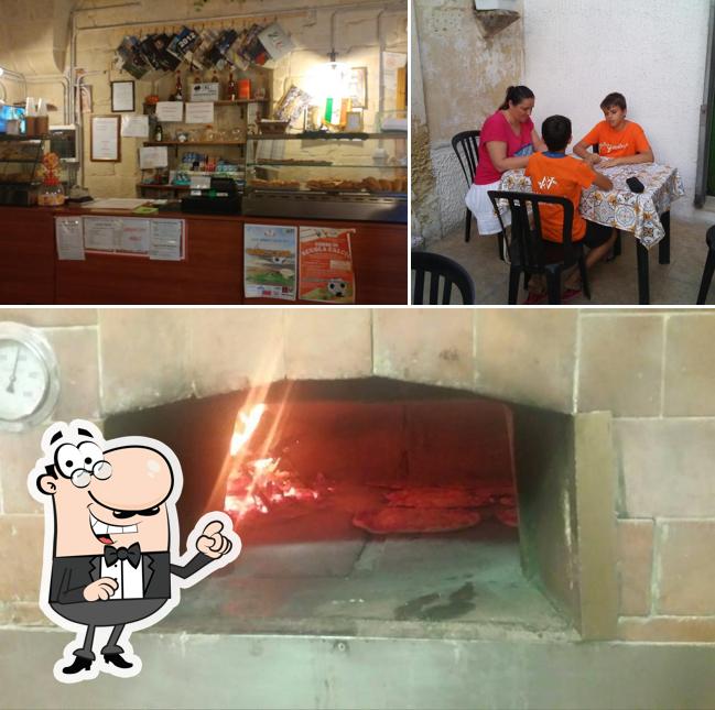 Gli interni di 'Pizzeria Rosticceria Da Martina' Di Sciolti Renato