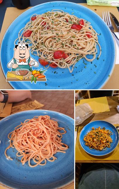 Spaghetti bolognaise à Pizzeria Corte Riga