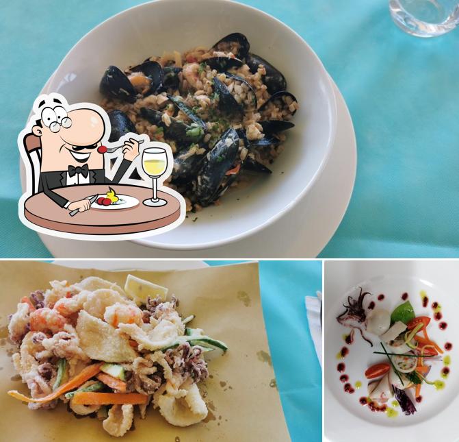 Platti al Bar Ristorante Bagno Acqua Azzurra