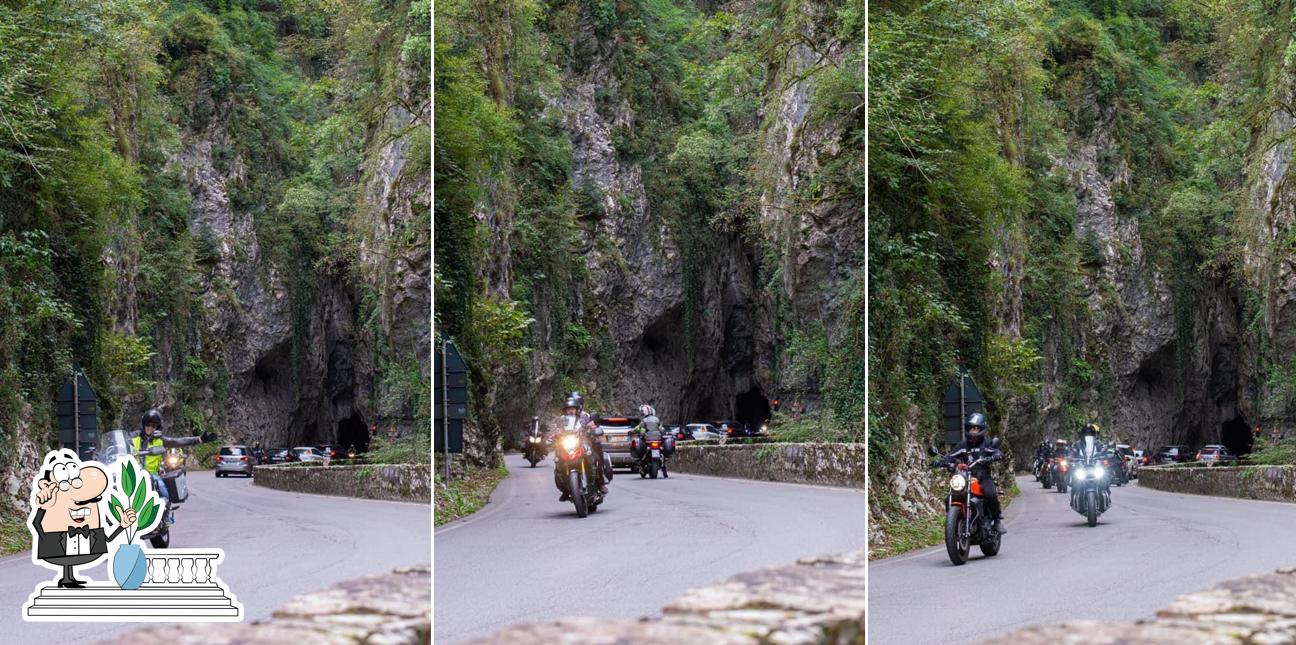 Puoi goderti l'aria fresca dal dehors di Liston Bar