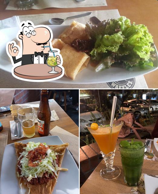 Restaurante Crepes & Waffles Ciudad Jardín, Cali, Cra. 101 13 10