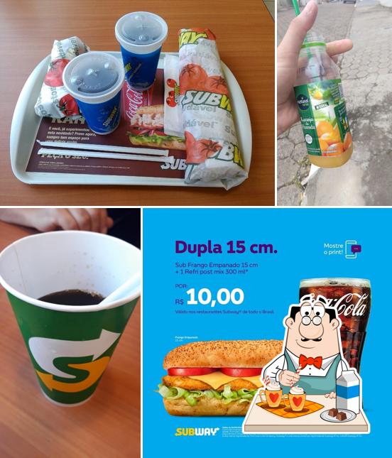 Desfrute de uma bebida no Subway