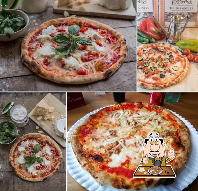 A PIZZA EXPRESS, puoi ordinare una bella pizza