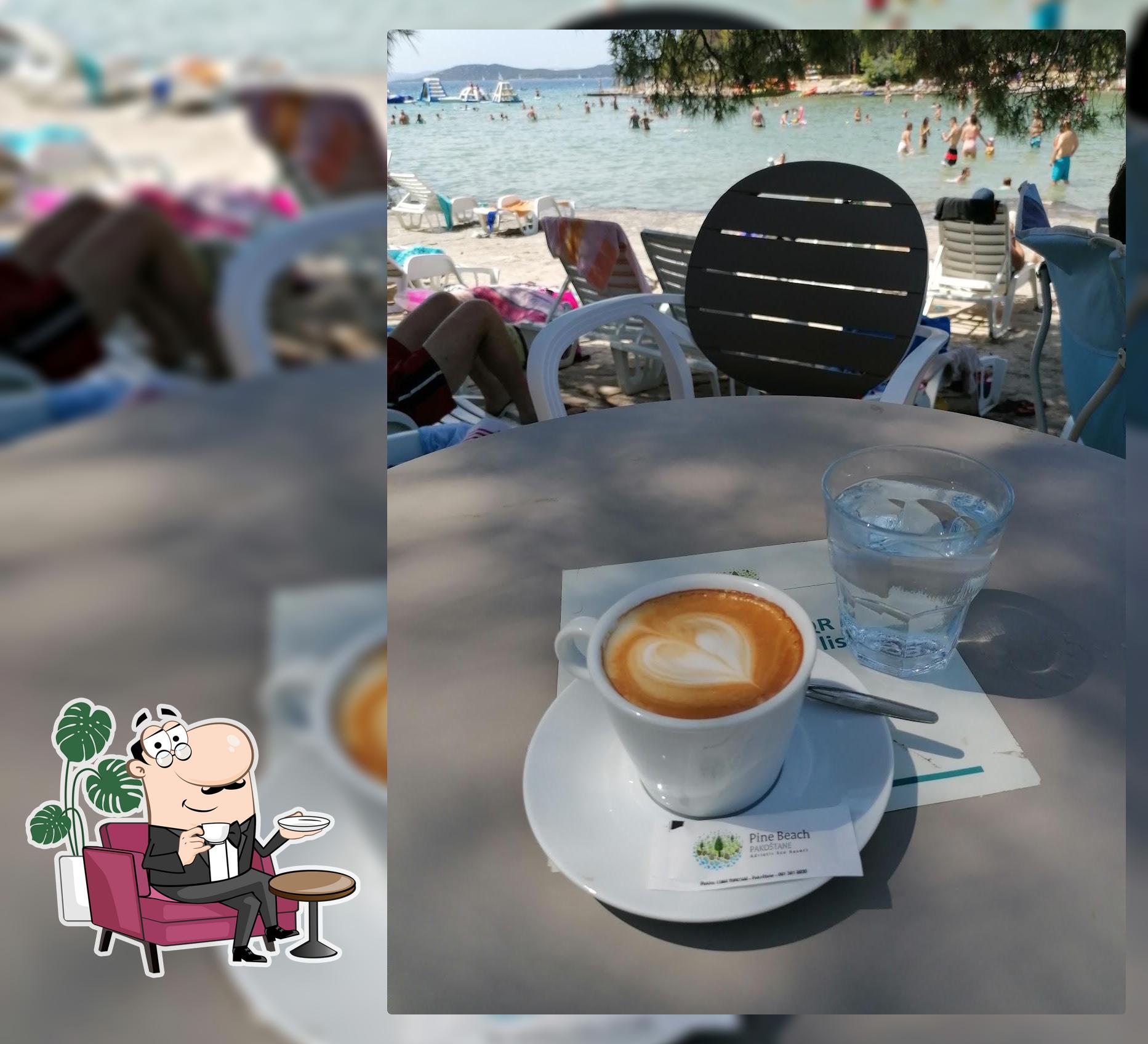 café