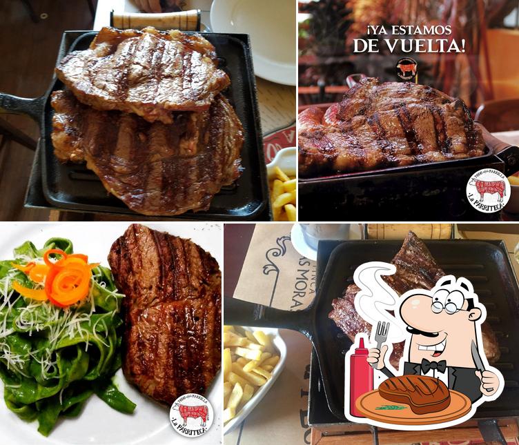 Elige un plato con carne en La Parriteca - Restaurante Argentino