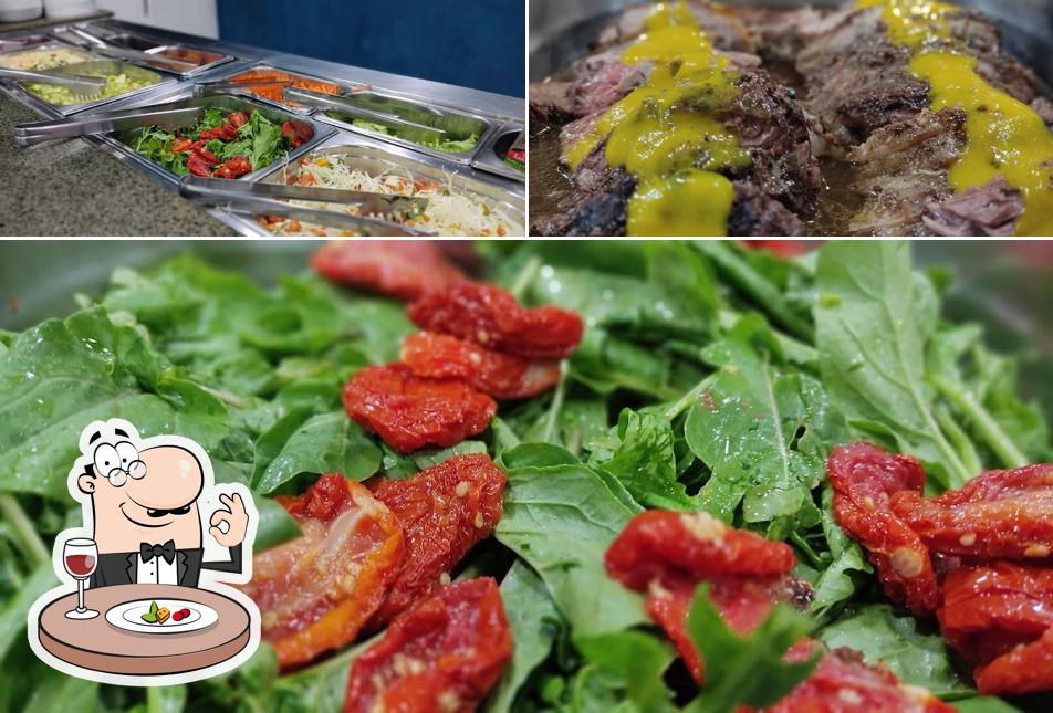 Comida em Restaurante Santo Tempero Gastronomia Brasileira