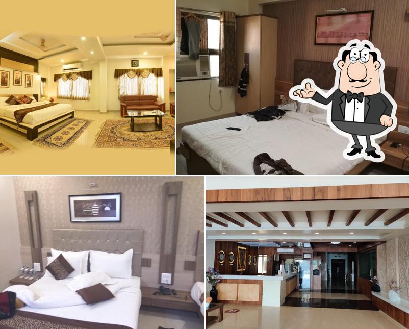 the dwarika hotel dwarka contact number