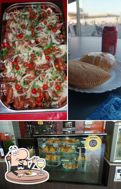 Comida em Restaurante Capim Dourado