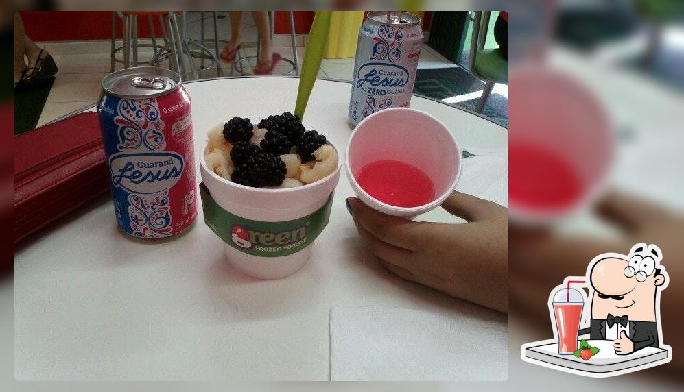 Green Frozen Yogurt
