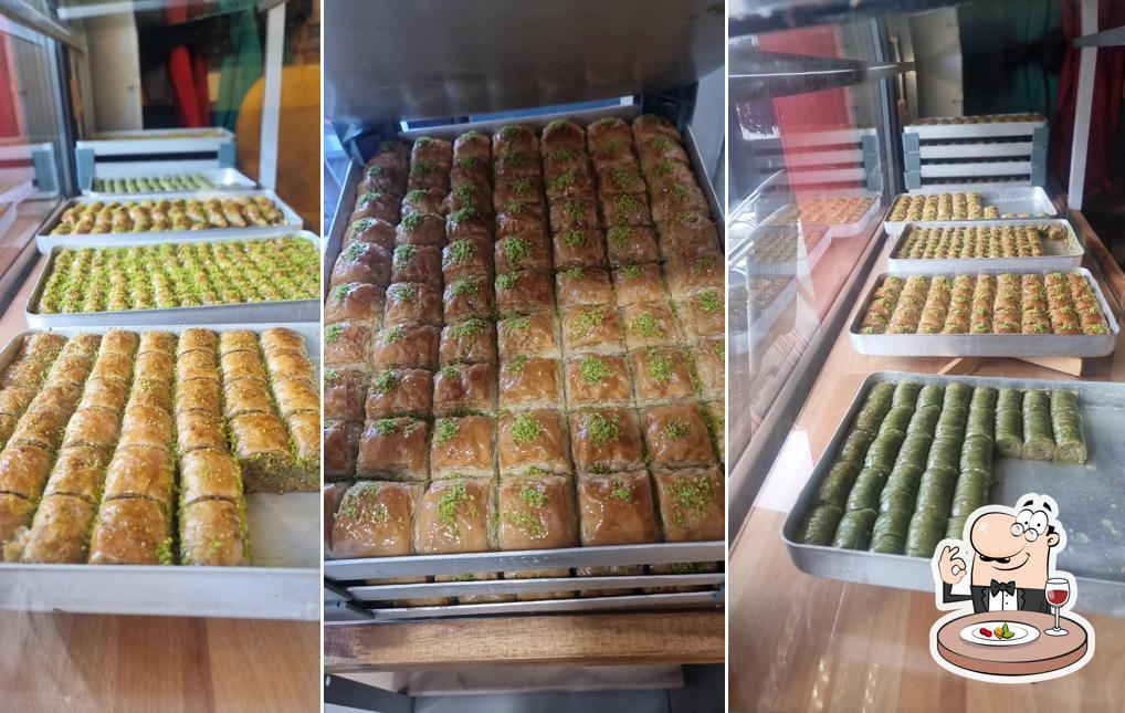 Plats à UNURLU BAKLAVA