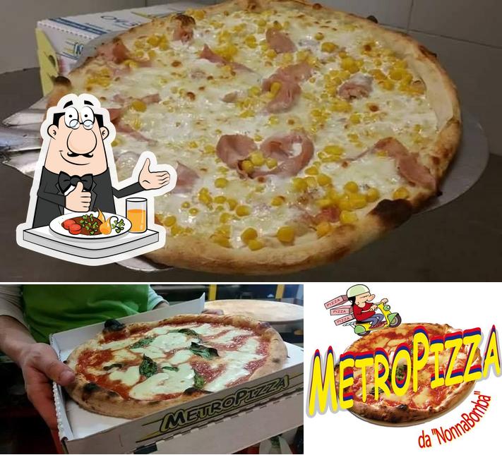 Еда в "Metropizza "da Nonna Bomba" PIZZA a Domicilio"