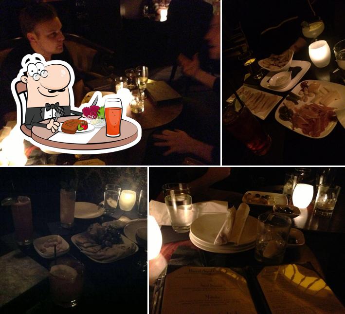 Bathtub Gin in New York City - Restaurant menu and reviews
