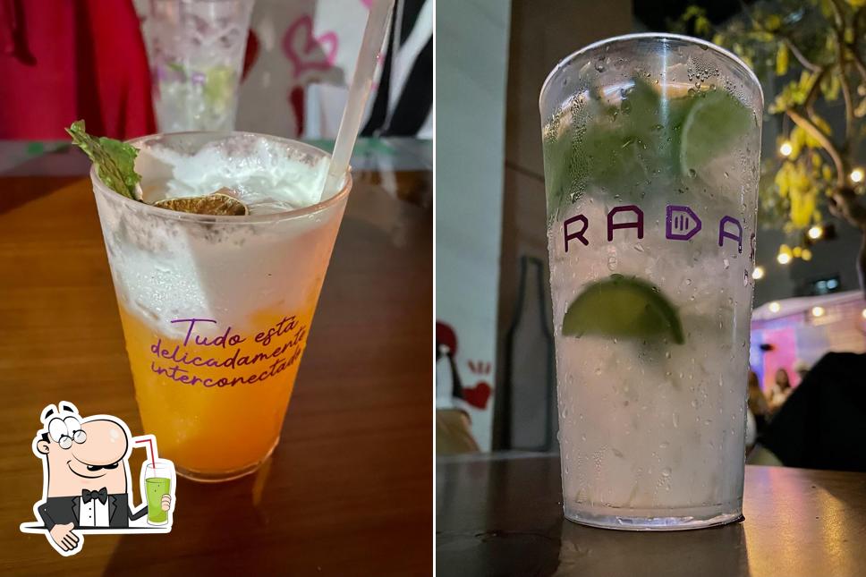 Desfrute de uma bebida no Radar Pub