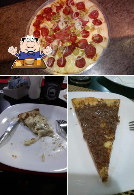 Comida em Pizzaria Pinna