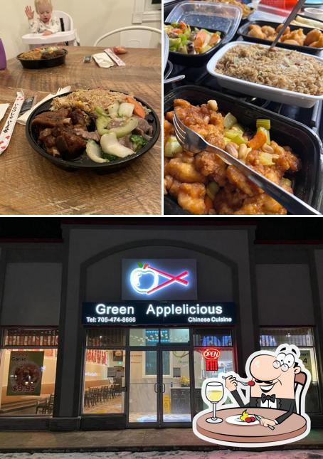 Это фото, где изображены еда и внешнее оформление в Green Applelicious Asian Cuisine