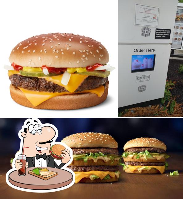 Prueba una hamburguesa en McDonald's