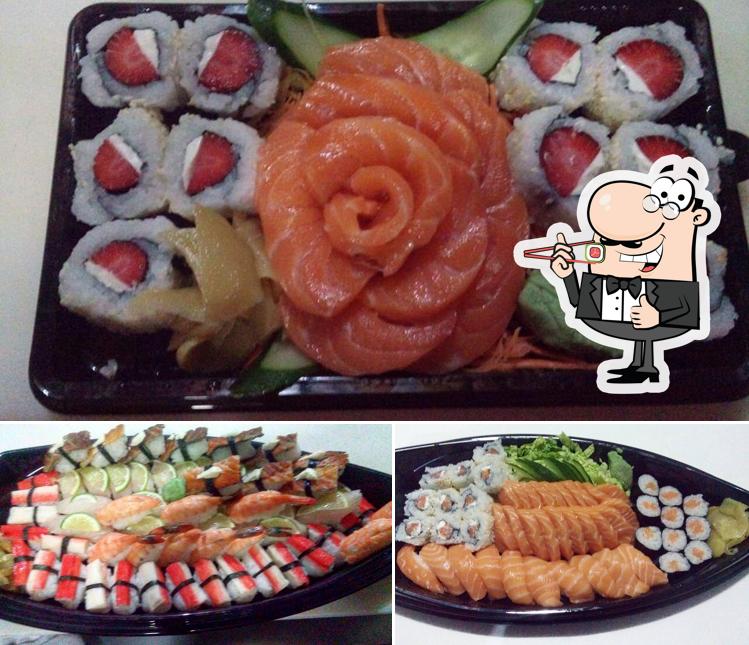 Presenteie-se com sushi no Rippana Sushi
