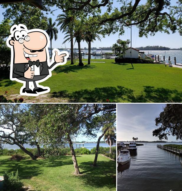 The Field Club in Sarasota Restaurant reviews