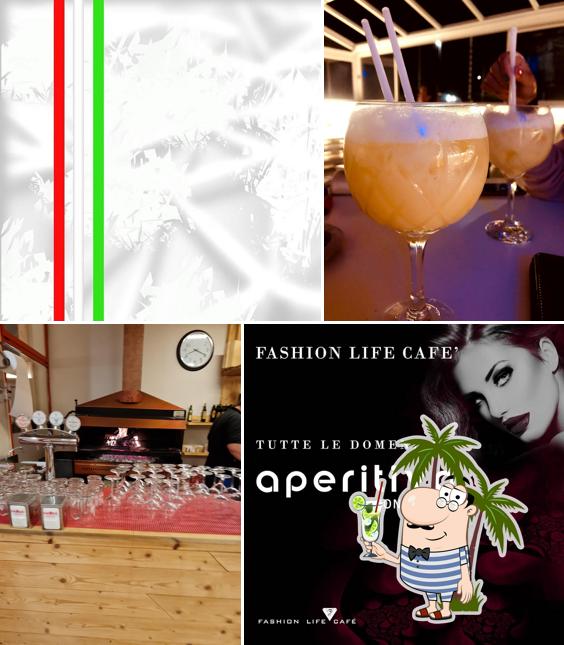 Fashion Life Café