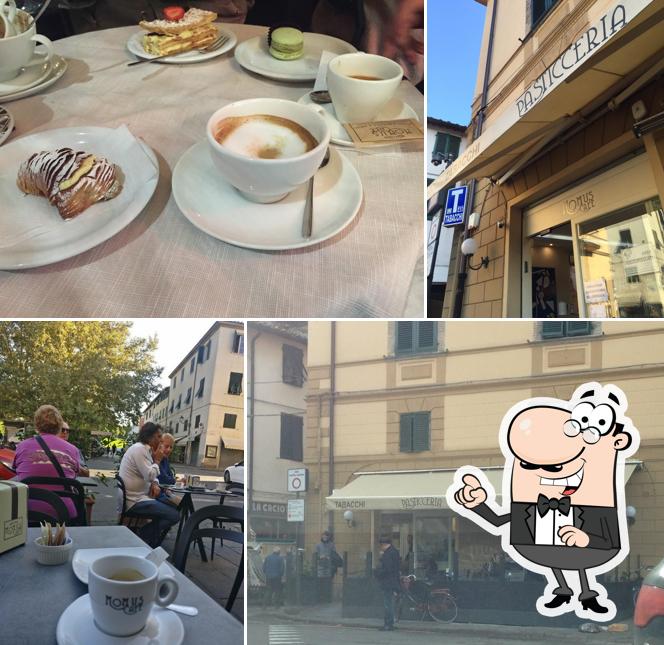 Dai un'occhiata agli interni di Pasticceria Gelateria Momus Cafè