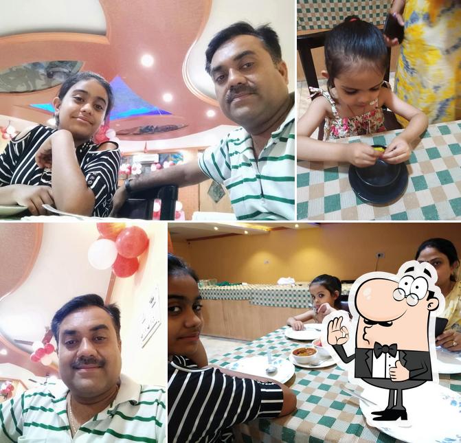 Lucky Restaurant,Shirala