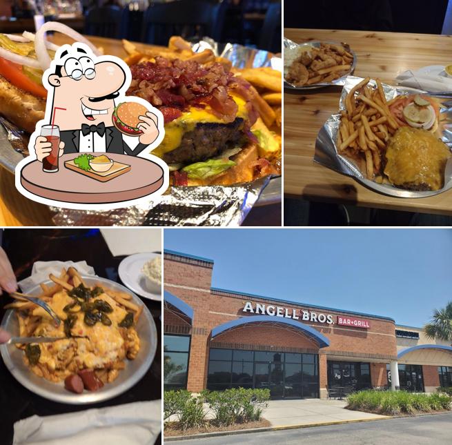 Top 5 pubs & bars in Surfside Beach, september 2024 Restaurant Guru