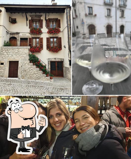 Guarda questa immagine di Vin Café dal Corvo