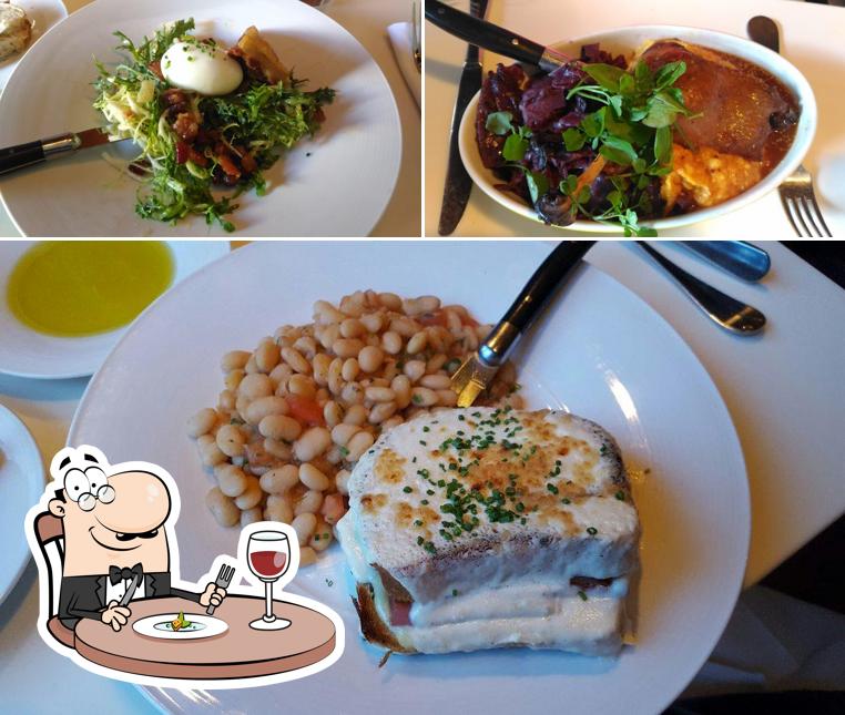 L'Albatros, Cleveland - Restaurant menu, prices and reviews