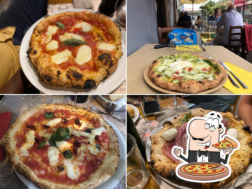 A Lombardi a Santa Chiara, puoi ordinare una bella pizza