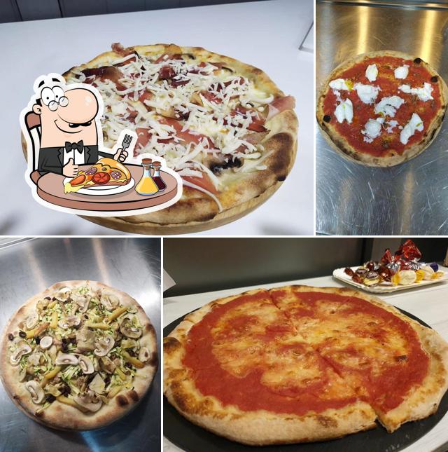 Prenditi una pizza a PIZZERIA La Casarel