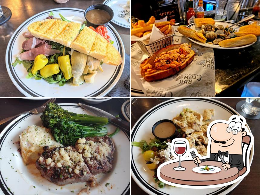 Speaks Clam Bar Italian & Seafood Lakewood Ranch in Lakewood Ranch