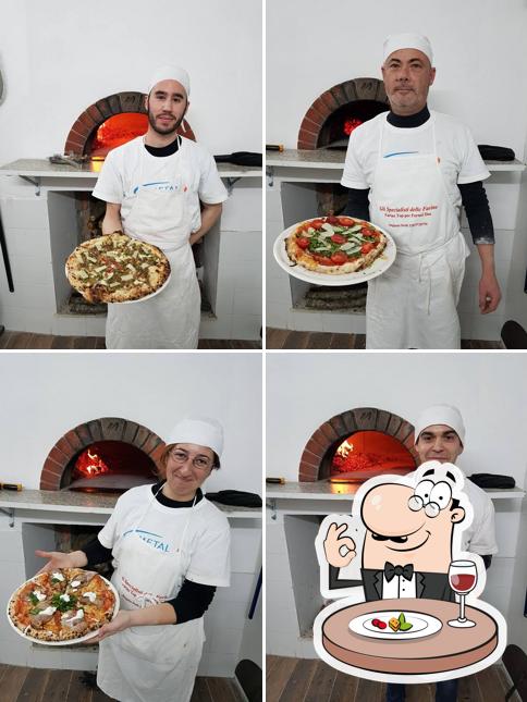 Cibo al Scuola Pizzaioli Quinto Moro