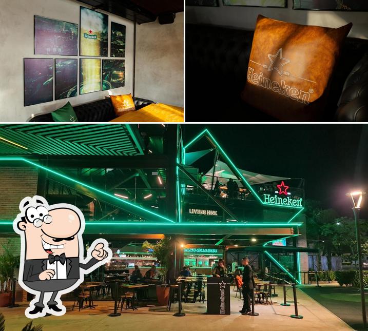 El interior de Living HNK : Bar, Restaurante, Heineken, Cerveja, Aeroporto, Pickup Brasília, DF
