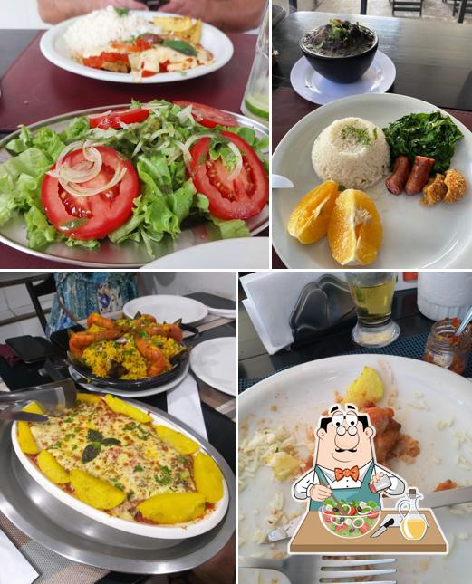 Salada grega em Canoas Gastro Bar