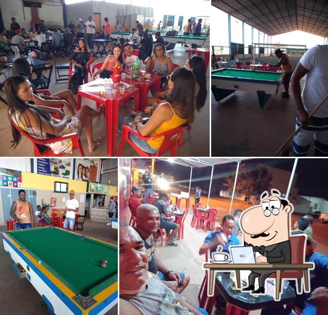 ARENA BAR E BOLA